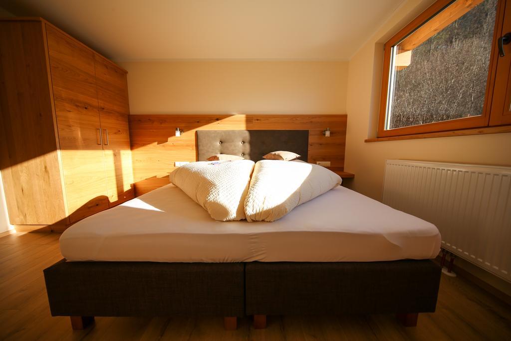 Residence Alpin Zell am Ziller Szoba fotó